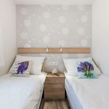 Brugor Mobil Homes Lavanda * Orebić